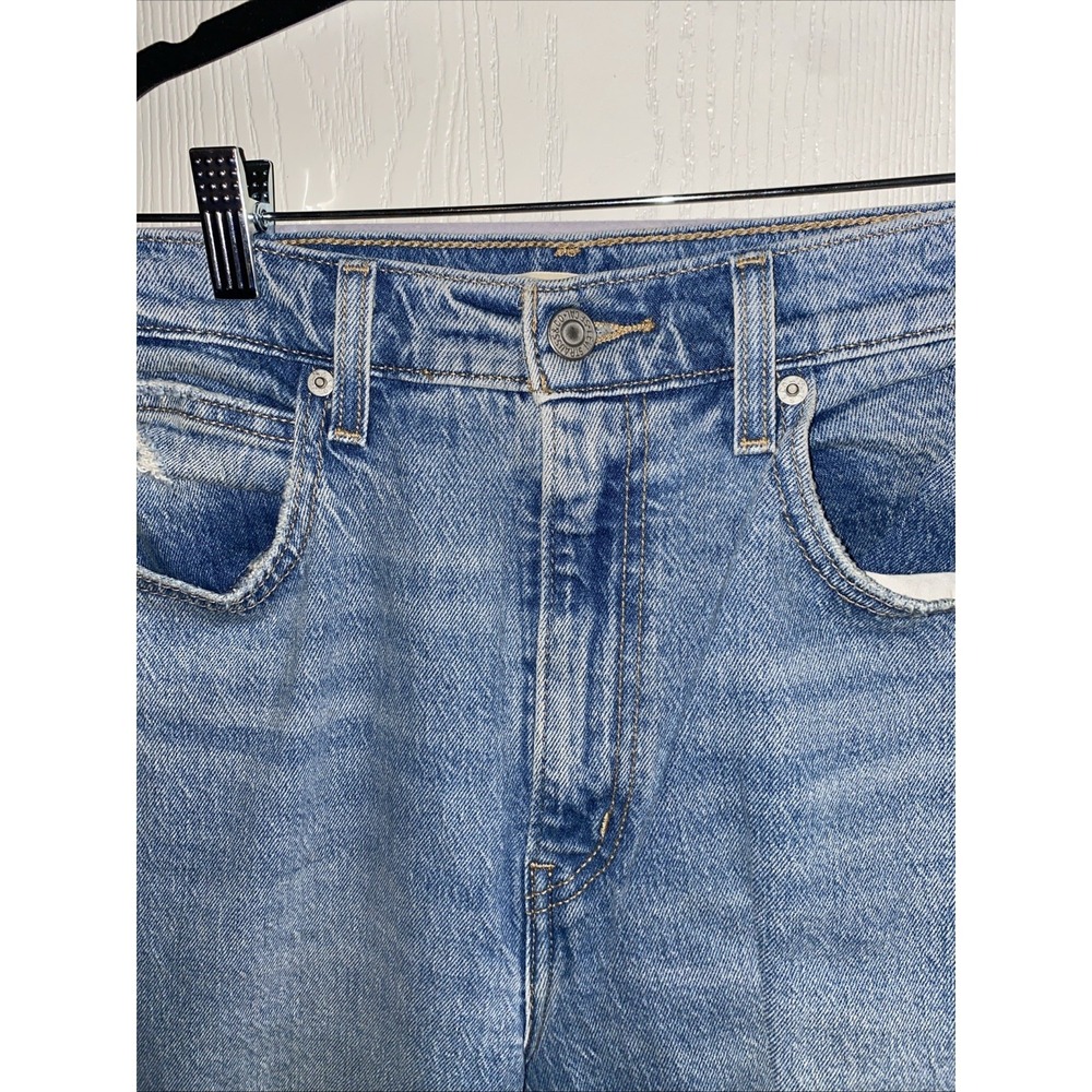 Levi's Women's 70's High‎ Rise Flare Jeans 28 Distressed Light - Picture 2 of 10
